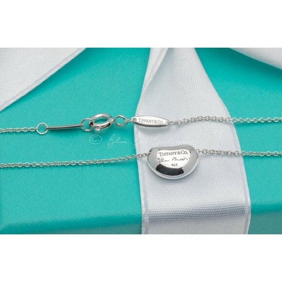Tiffany & Co. Bean Necklace Elsa Peretti11mm Pendant in Silver on a 16" Chain - Picture 4 of 7